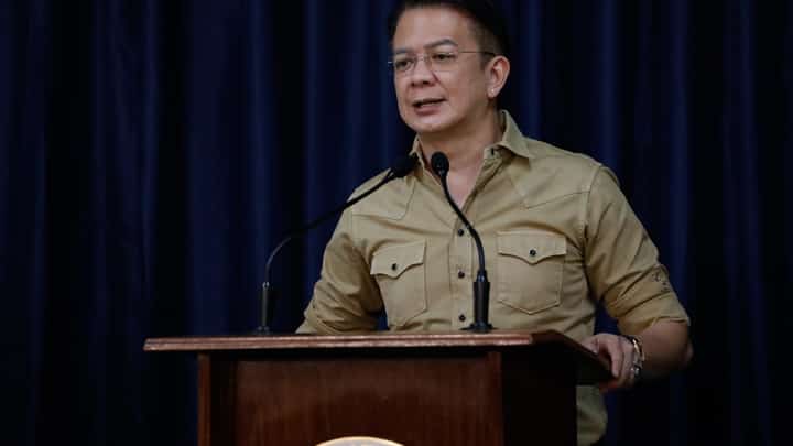 Senate President Francis “Chiz” Escudero